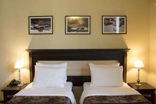 Отель Kope Hotel Тбилиси Стандартный двухместный номер с 1 кроватью или 2 отдельными кроватями-7